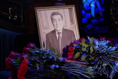 В Уфе простились с народным артистом России и Башкирии Олегом Хановым