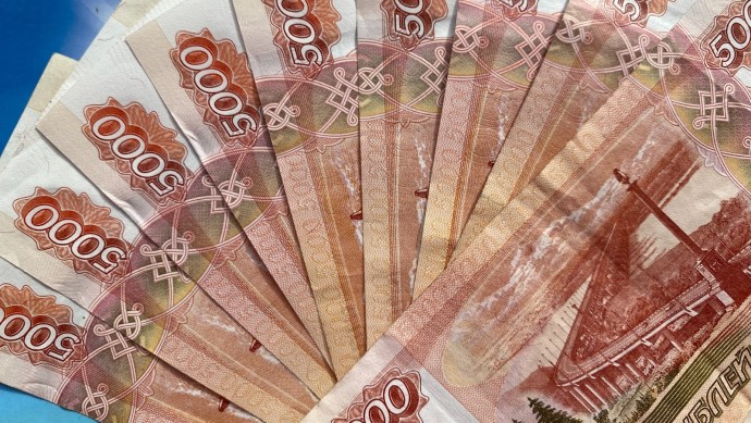 В Уфе предлагают работу с зарплатой до 200 тысяч рублей В Уфе предлагают работу с зарплатой до 200 тысяч рублей