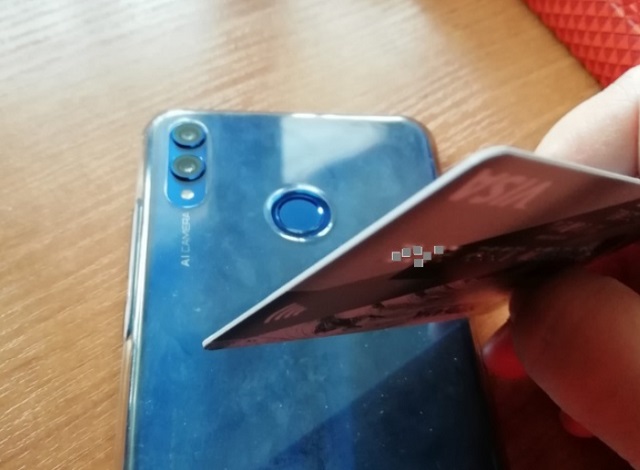 В Саранске работник маркетплейса после отказа клиента от товара похитил его деньги