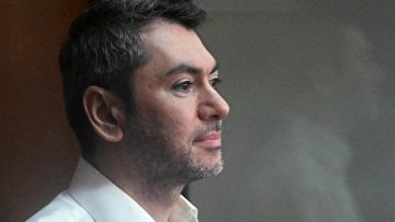 Сопредседатель движения "Голос" Мельконьянц получил 5 лет колонии — суд