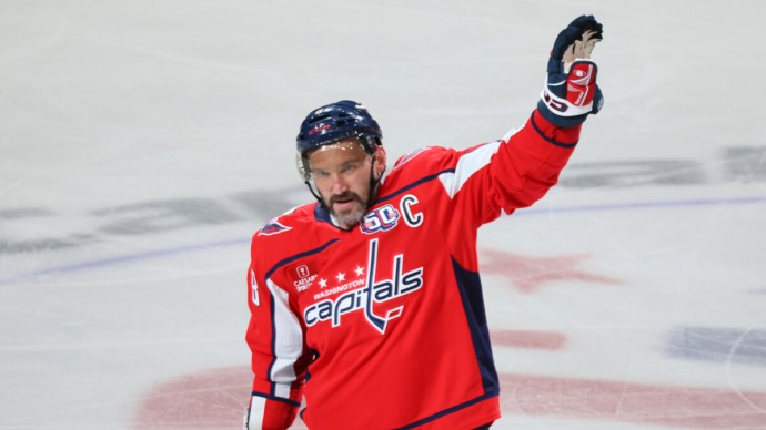 В США заметили изменение поведения Овечкина перед возможным уходом из НХЛ В США заметили изменение поведения Овечкина перед возможным уходом из НХЛ