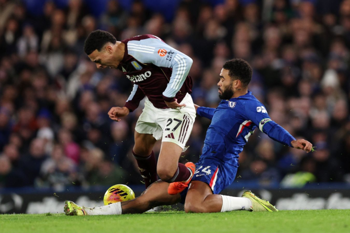 "Астон Вилла" одержала волевую победу над "Челси" в матче АПЛ