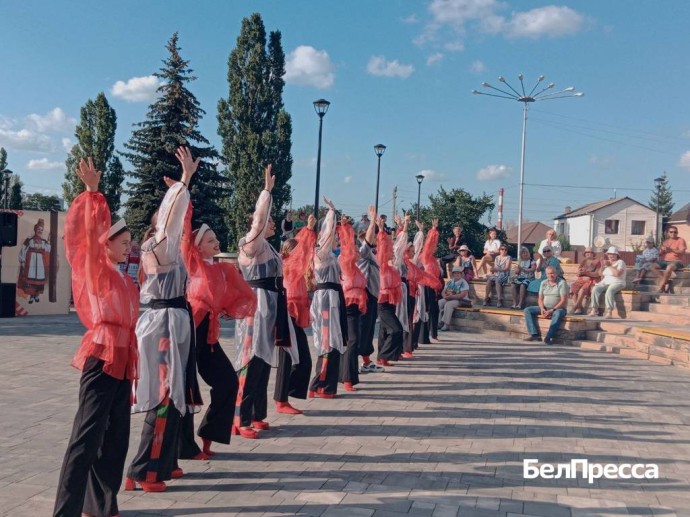 В Белгороде показали аудиовизуальную инсталляцию «Нить времени»