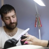 Ярославский мастер маникюра побил мировой рекорд по длине искусственных ногтей