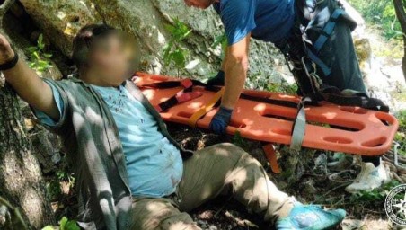 В Башкирии 19-летний парень сорвался со скалы