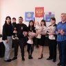 В Камызякском районе семьям погибших на СВО военнослужащих передали их награды