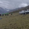 Автобус с туристами упал с обрыва в Перу и попал на видео