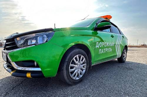 Амурский «Дорожный патруль» выручил женщину после ДТП