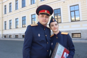 Семья в погонах: история любви и служения Закону