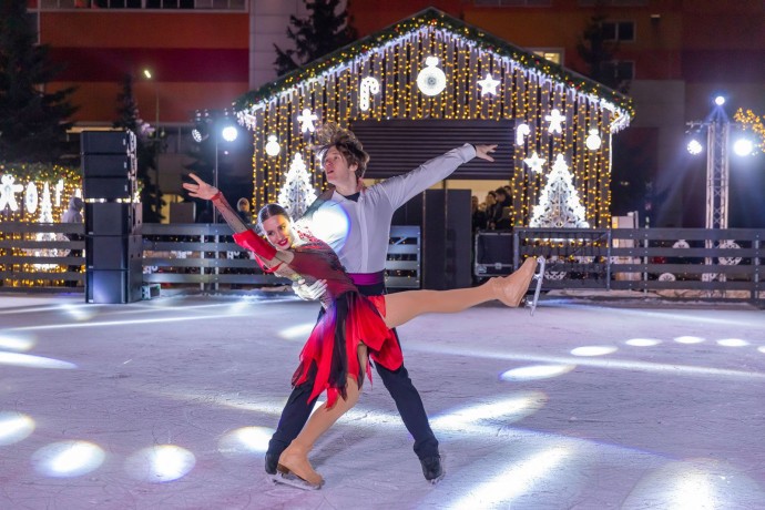 На площадках «Печатники» и «Руднево» ОЭЗ «Технополис Москва» открылось два бесплатных катка На площадках «Печатники» и «Руднево» ОЭЗ «Технополис Москва» открылось два бесплатных катка