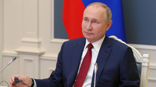 Путин оценил открытие молодежных центров в новых регионах