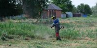 В Астрахани установили новые «лежачие полицейские» у школ и детсадов