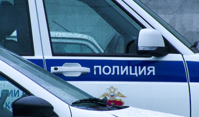 В Петербурге разыскивают мужчину, распылившего перцовый баллончик в женщину и её детей В Петербурге разыскивают мужчину, распылившего перцовый баллончик в женщину и её детей