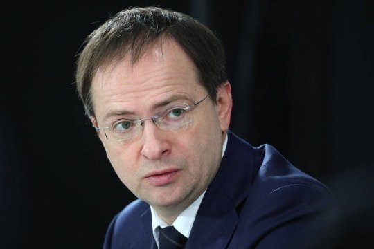 Мединский: РФ и Украина продолжат обмены тяжелоранеными и больными