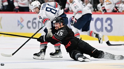 «Сбылась детская мечта»: Фёдоров — о выступлении за «Металлург», чудо-пасе Кузнецова, жёсткости Разина и любви к рыбалке «Сбылась детская мечта»: Фёдоров — о выступлении за «Металлург», чудо-пасе Кузнецова, жёсткости Разина и любви к рыбалке