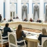 Путин: женщины в России отличаются особым отношением к делу, которым занимаются