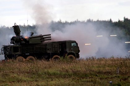 В промзоне российского города упали дроны