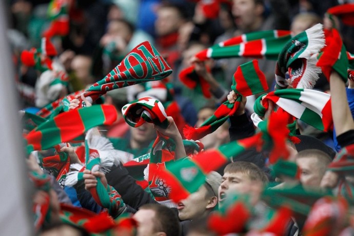 "Локомотив" отыграл три мяча у "Спартака". Железнодорожники совершили невозможное "Локомотив" отыграл три мяча у "Спартака". Железнодорожники совершили невозможное