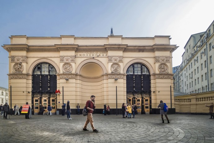 Памятник кавычкам и запятым планируют установить в центре Москвы