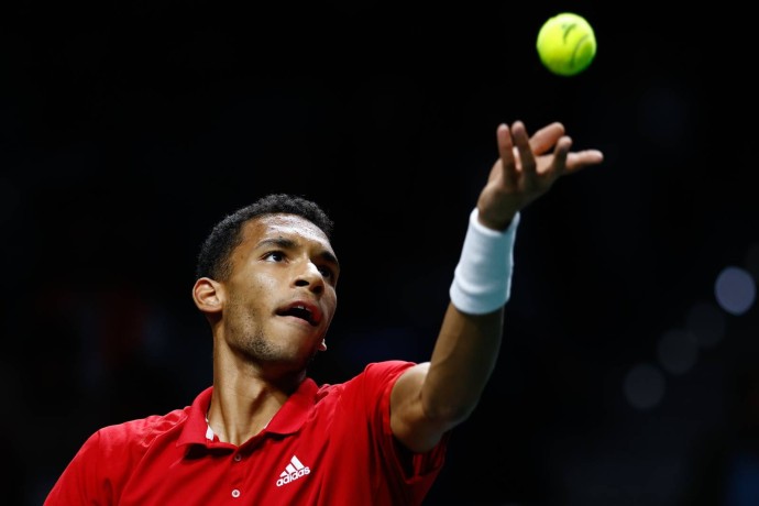 Оже-Альяссим стал полуфиналистом US Open