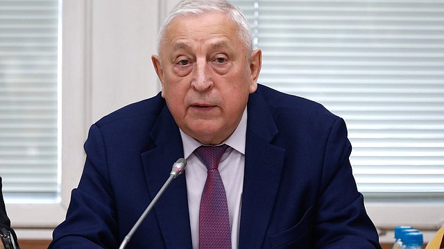 На заседании Комитета по развитию Дальнего Востока и Арктики обсудили концепцию законопроекта о продлении сроков использования объектов размещения отходов, не включенных в государственный реестр На заседании Комитета по развитию Дальнего Востока и Арктики обсудили концепцию законопроекта о продлении сроков использования объектов размещения отходов, не включенных в государственный реестр