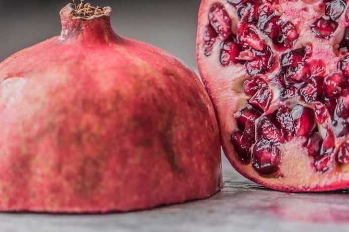 Врач назвала ТОП-3 простых продукта для крови, которые чистят сосуды от ядов