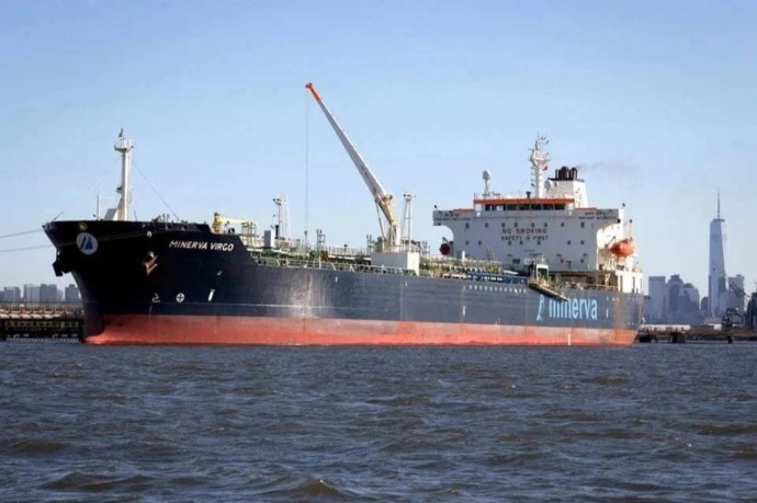 Военный корабль мешает Дании остановить нефтяной экспорт РФ