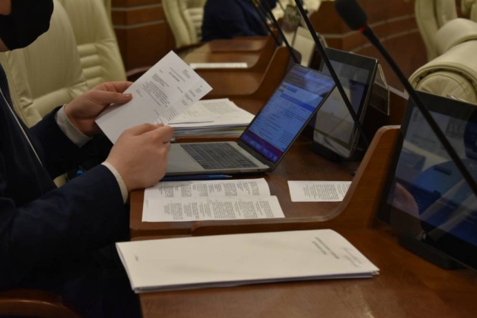 В Пермском крае предложили расширить возможности использования выплаты приемным родителям