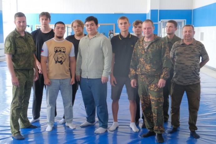 Власти Астрахани проводят занятия для народных дружинников