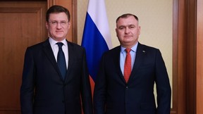 Александр Новак встретился с Президентом Южной Осетии Аланом Гаглоевым