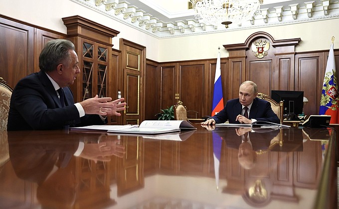 Встреча с генеральным директором «ДОМ.РФ» Виталием Мутко