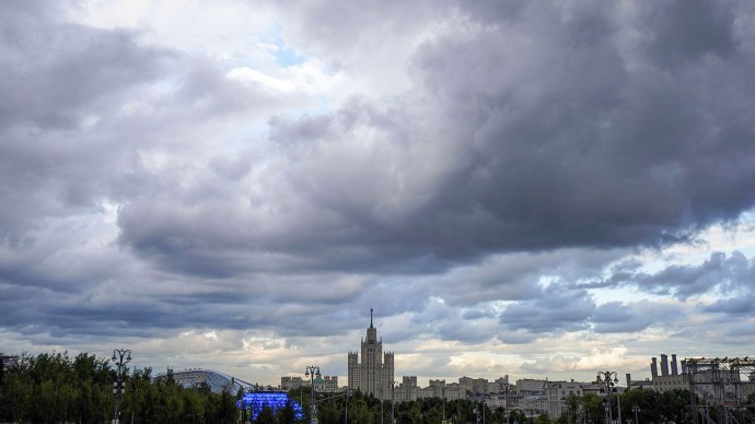 Собянин: Третий БПЛА сбит на подлете к Москве