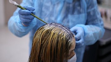 Суд обязал салон красоты вернуть деньги за неудачную окраску волос Суд обязал салон красоты вернуть деньги за неудачную окраску волос