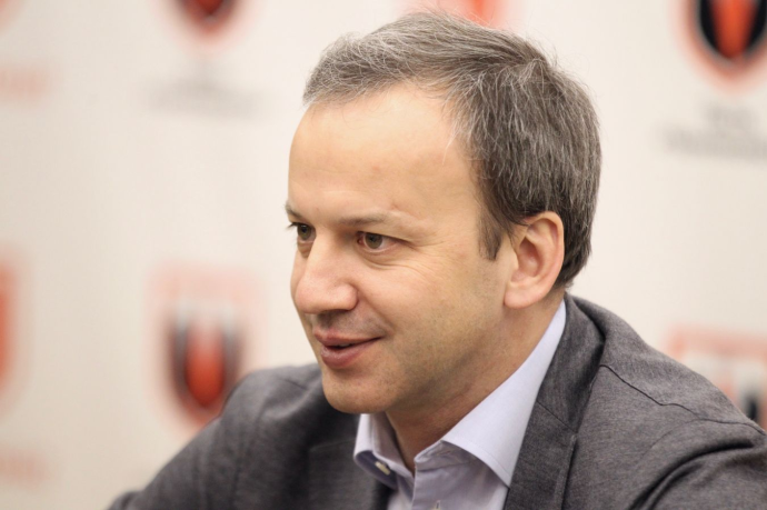 Глава ФИДЕ сообщил, что решение о возвращении россиян с флагом и гимном ещё не принято