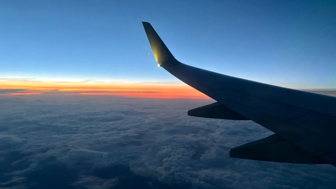 Emirates просит приезжать в аэропорт заранее, а в Египет летят со стыковками из-за замены борта