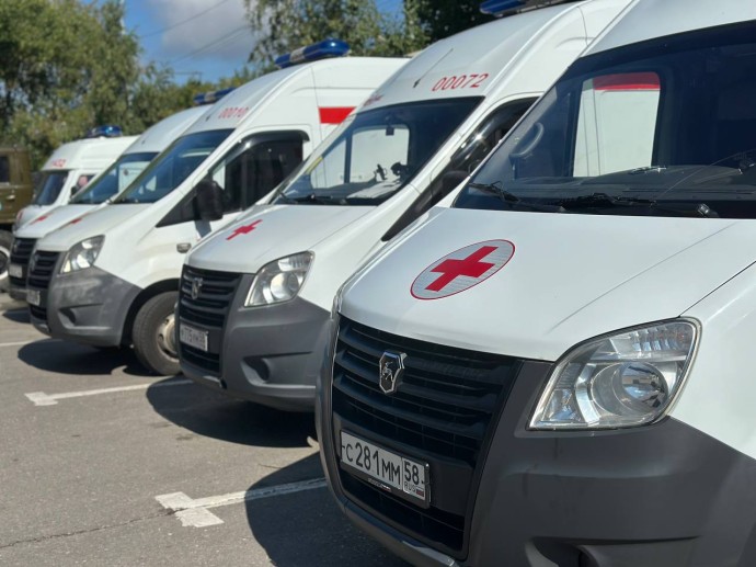 В Пензе водитель иномарки сбил 16-летнюю девушку В Пензе водитель иномарки сбил 16-летнюю девушку