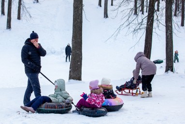 Rambler&Co: 51% россиян проводит активный зимний отдых в компании близких