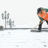 Городские службы Москвы работают в усиленном режиме из-за снегопада