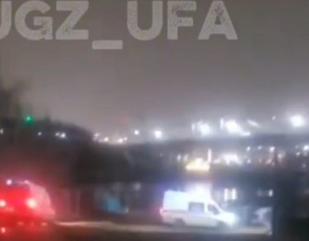 В Уфе из реки Белой вытащили плывущих подростков