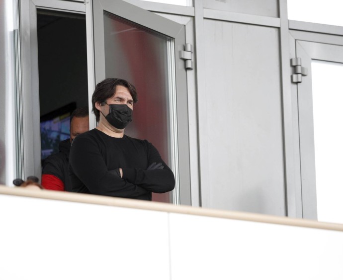 В махачкалинском «Динамо» ответили на вопрос о возможном подписании Смолова В махачкалинском «Динамо» ответили на вопрос о возможном подписании Смолова