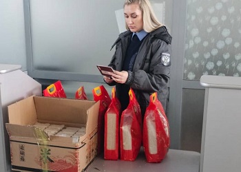 Около 20 тонн рисовой крупы ввезли в Приамурье из Китая