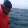Опубликованы кадры спасения водолаза, который почти сутки провёл в море у берегов Сахалина