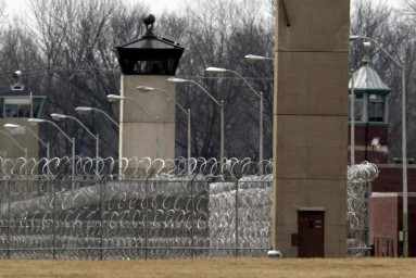 «Гламурная убийца» из Бразилии убила четырех человек и отравила десять собак