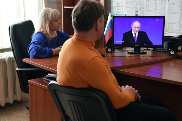 Кремль: вопросы для прямой линии с Путиным начнут собирать за две недели до эфира Кремль: вопросы для прямой линии с Путиным начнут собирать за две недели до эфира