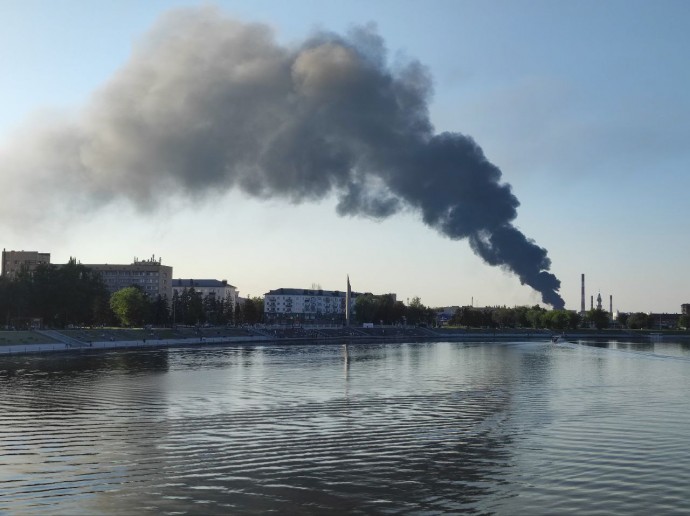 В Пензе полыхает ТЭЦ: огромный столб дыма виден из всех районов города