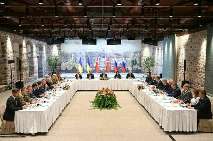 Переговоры между Россией и Украиной раскололи страны Запада