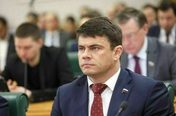 Депутат Боярский: Родители смогут передавать свои сим-карты детям Депутат Боярский: Родители смогут передавать свои сим-карты детям