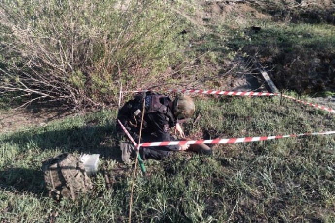 Вблизи железной дороги в Улан-Удэ обнаружили артиллерийские снаряды