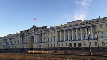 КС утвердил обзор наиболее важных постановлений и определений второго квартала