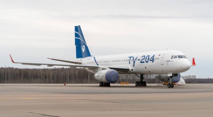 «Ростех» с 2022 года восстановил лётную годность десяти гражданских лайнеров разных типов